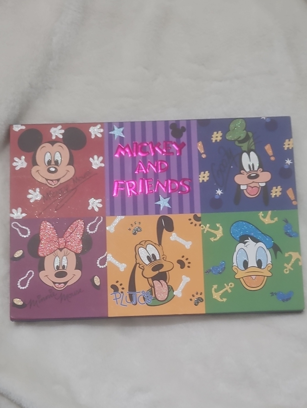 Disney Mickey and Friends Eyeshadow Palette - Multicolor